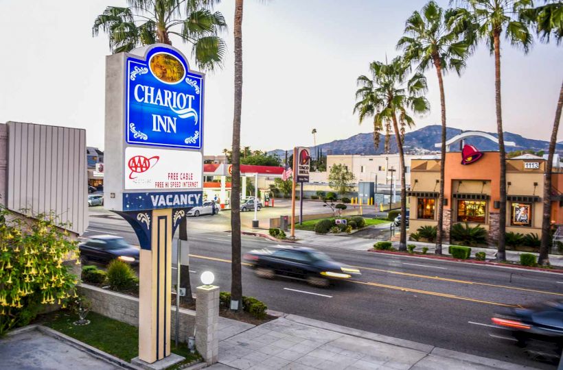 Chariot Inn